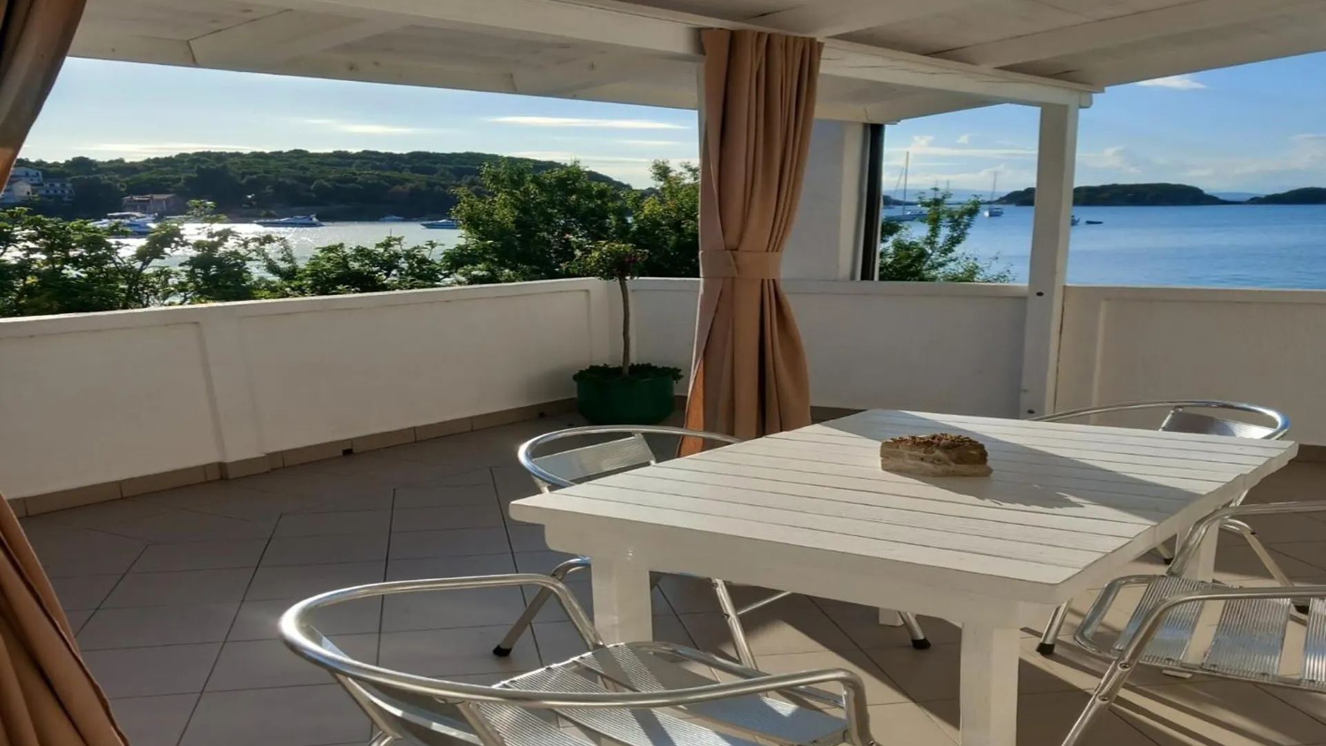 Guest House Green Corner Supetarska Draga